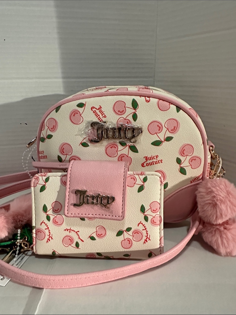 🍒 NWT Juicy Couture Cherry Girl Crossbody & Wallet Set -Rare Y2K Viral Find! - Picture 12 of 16